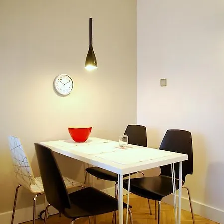 Apartment Warsawrent Hit Warschau