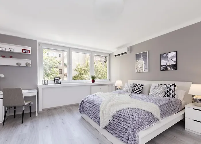 Warsawrent Hit * Varşova